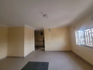 3bdrm Block of Flats in Wuse 2 for rent