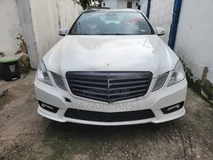 Mercedes-Benz E350 Base 4Matic Sedan AWD (3.5L 6cyl 7A) 2011 White