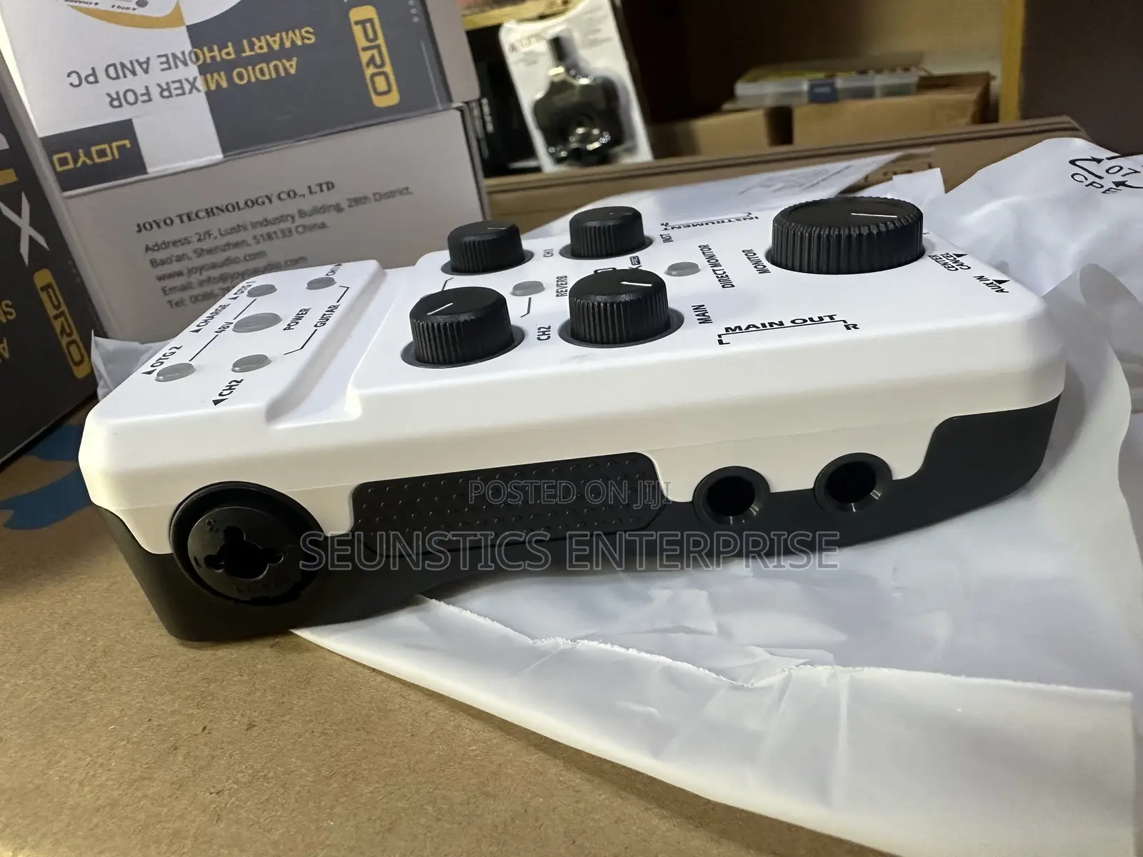 Joyo Momix Pro Audio Mixer for Smart Phone and Pc