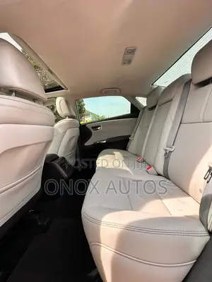 Toyota Avalon Touring FWD Sedan (3.6L 6cyl 6A) 2016 White