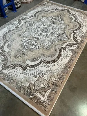 Super Quality Arabian Center Rug Size 7/10