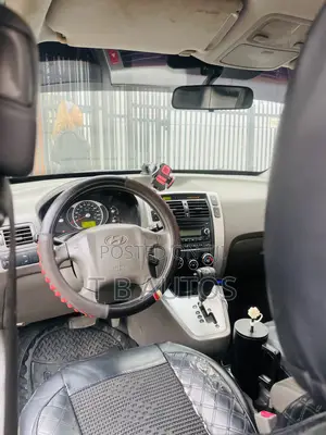 Hyundai Tucson SE 4x4 2008 Beige