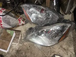 Set Headlights Altima 2003-06