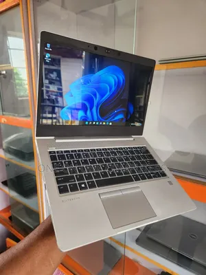 Laptop HP EliteBook 830 G5 8GB Intel Core I7 SSD 256GB