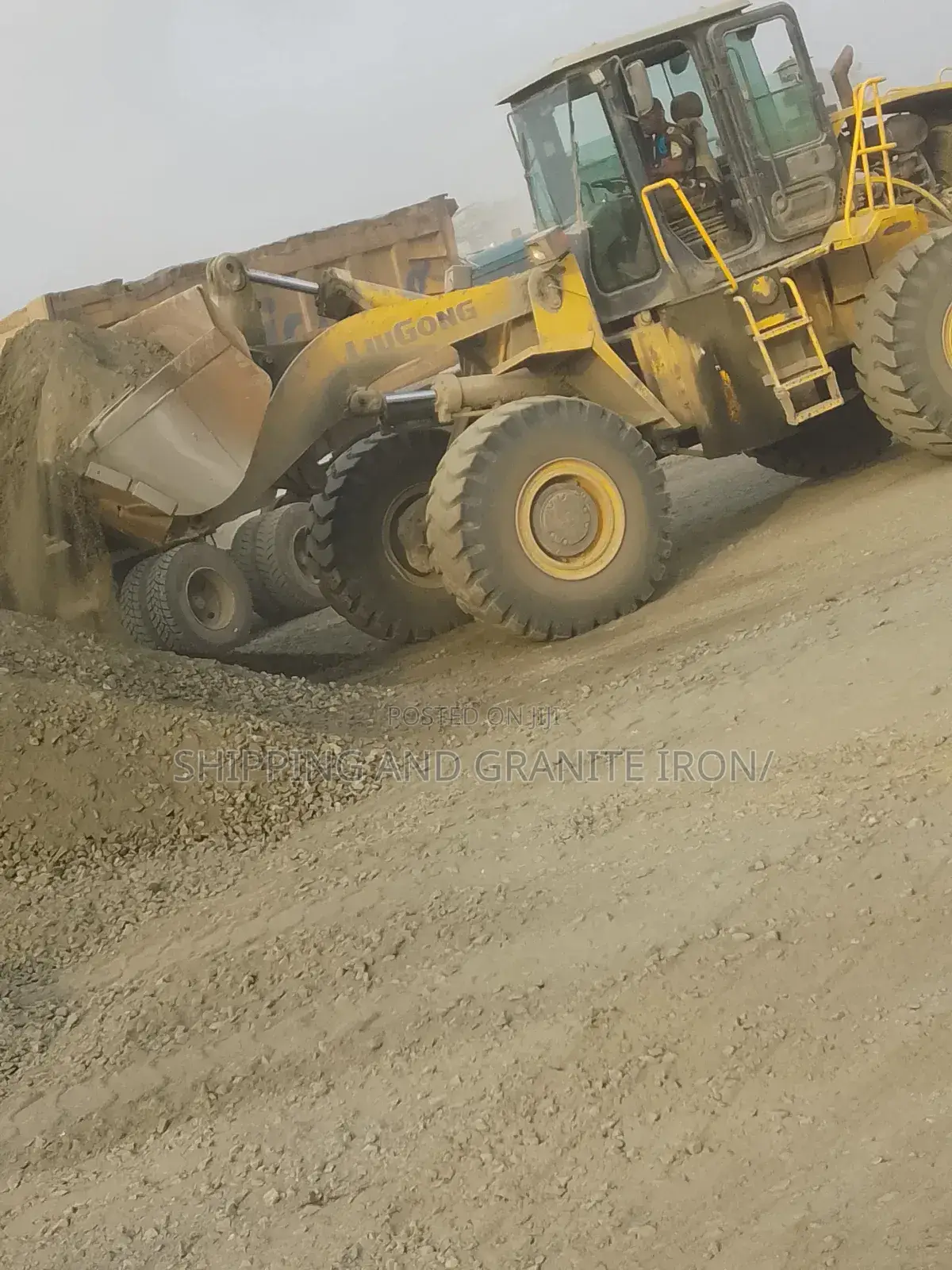 Chipping and Granite for Construction Project Use, It's Still Availabl