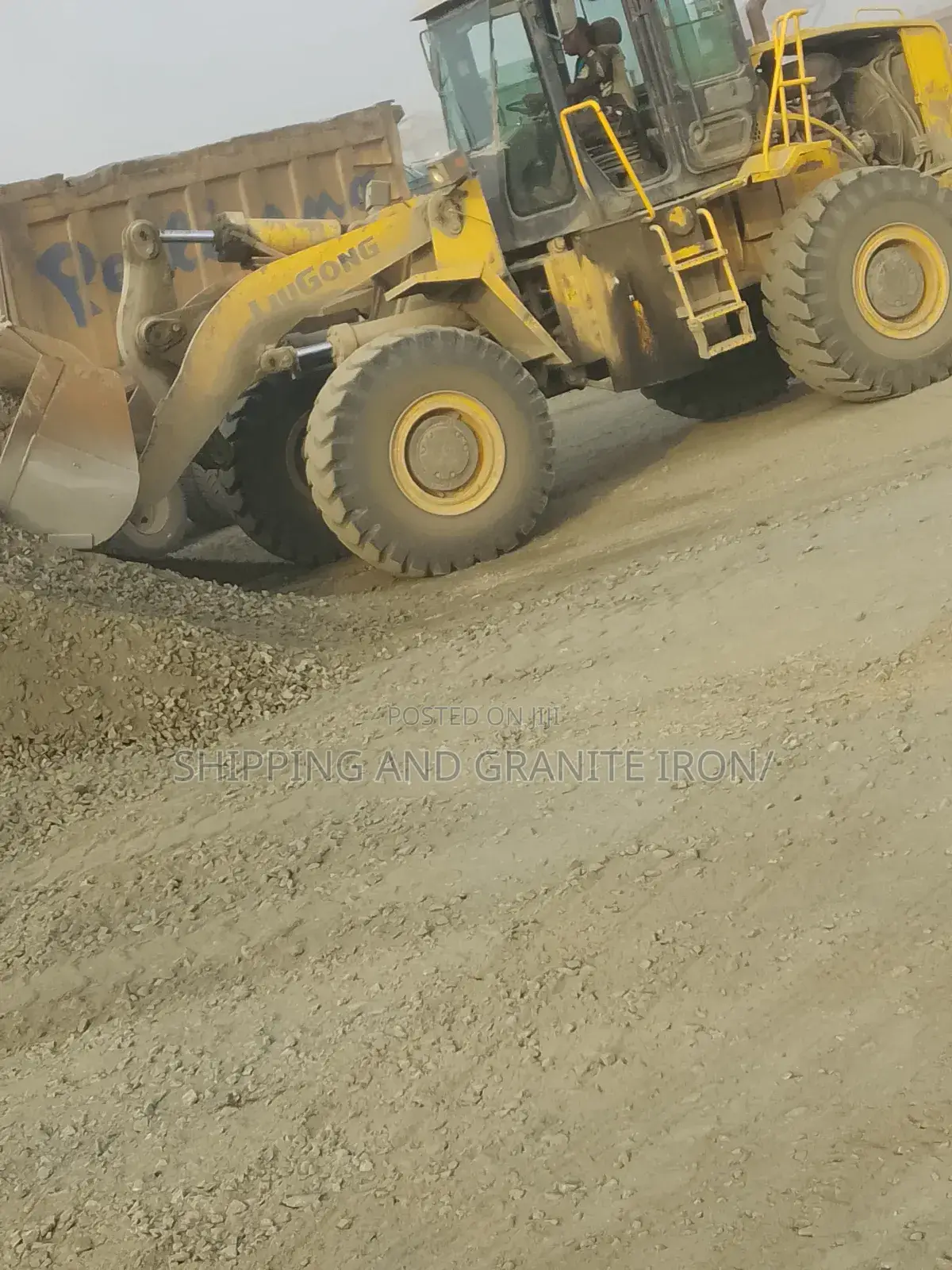 Chipping and Granite for Construction Project Use, It's Still Availabl