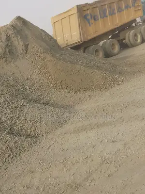 Chipping and Granite for Construction Project Use, It's Still Availabl