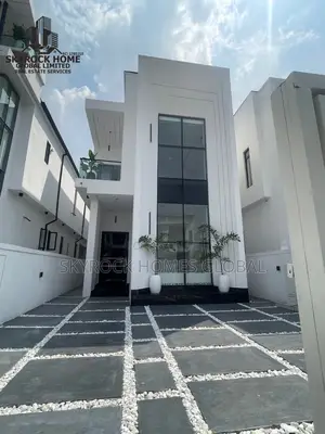 5bdrm Duplex in Ado / Ajah for sale