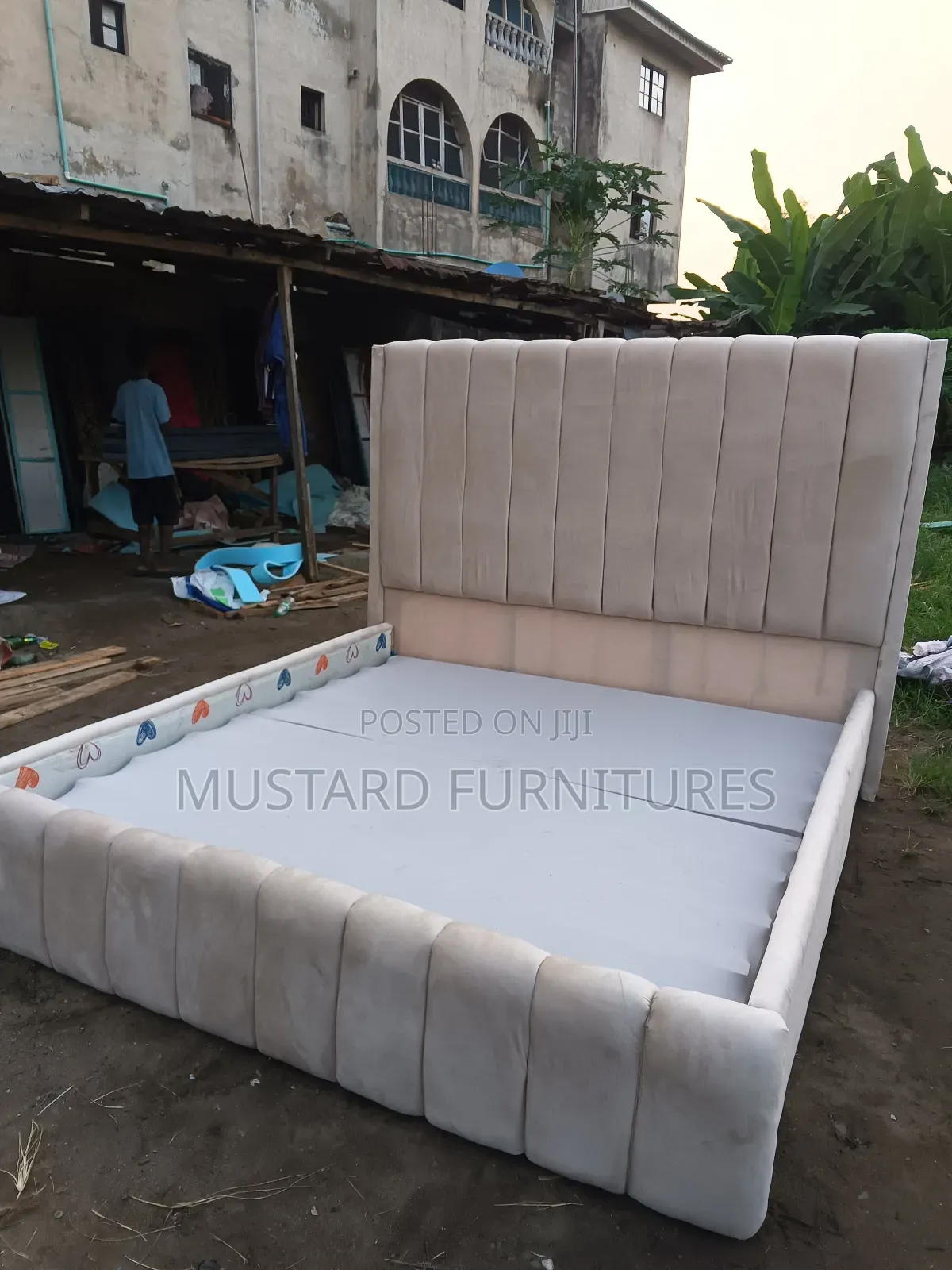 Quality 6x6ft Padded Bedframe