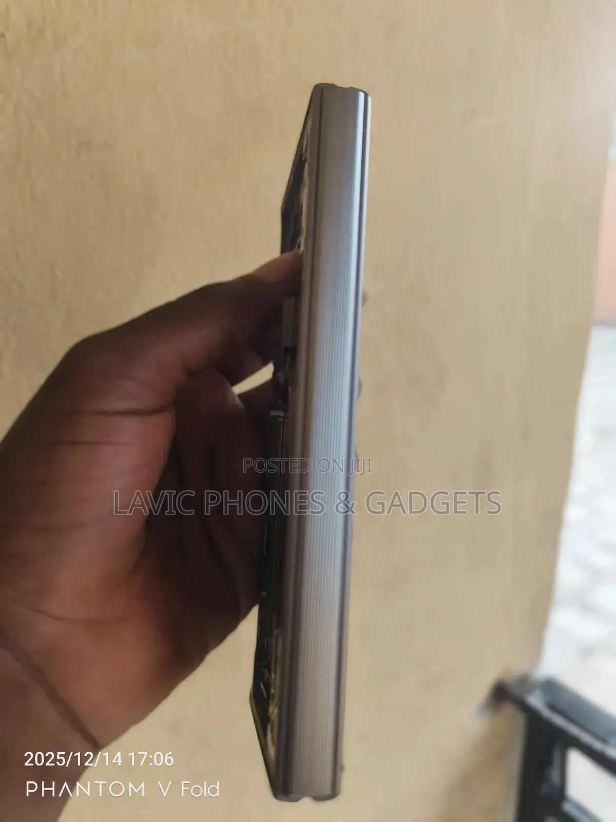 Tecno Vfold 1 (Ad10) Screen