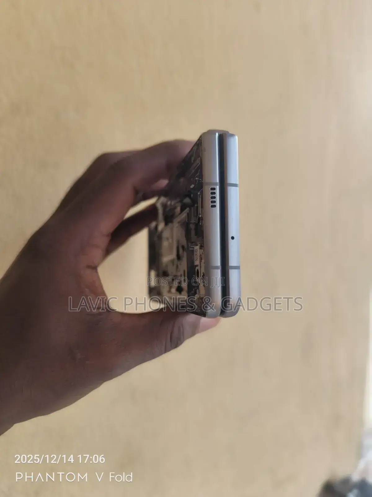 Tecno Vfold 1 (Ad10) Screen