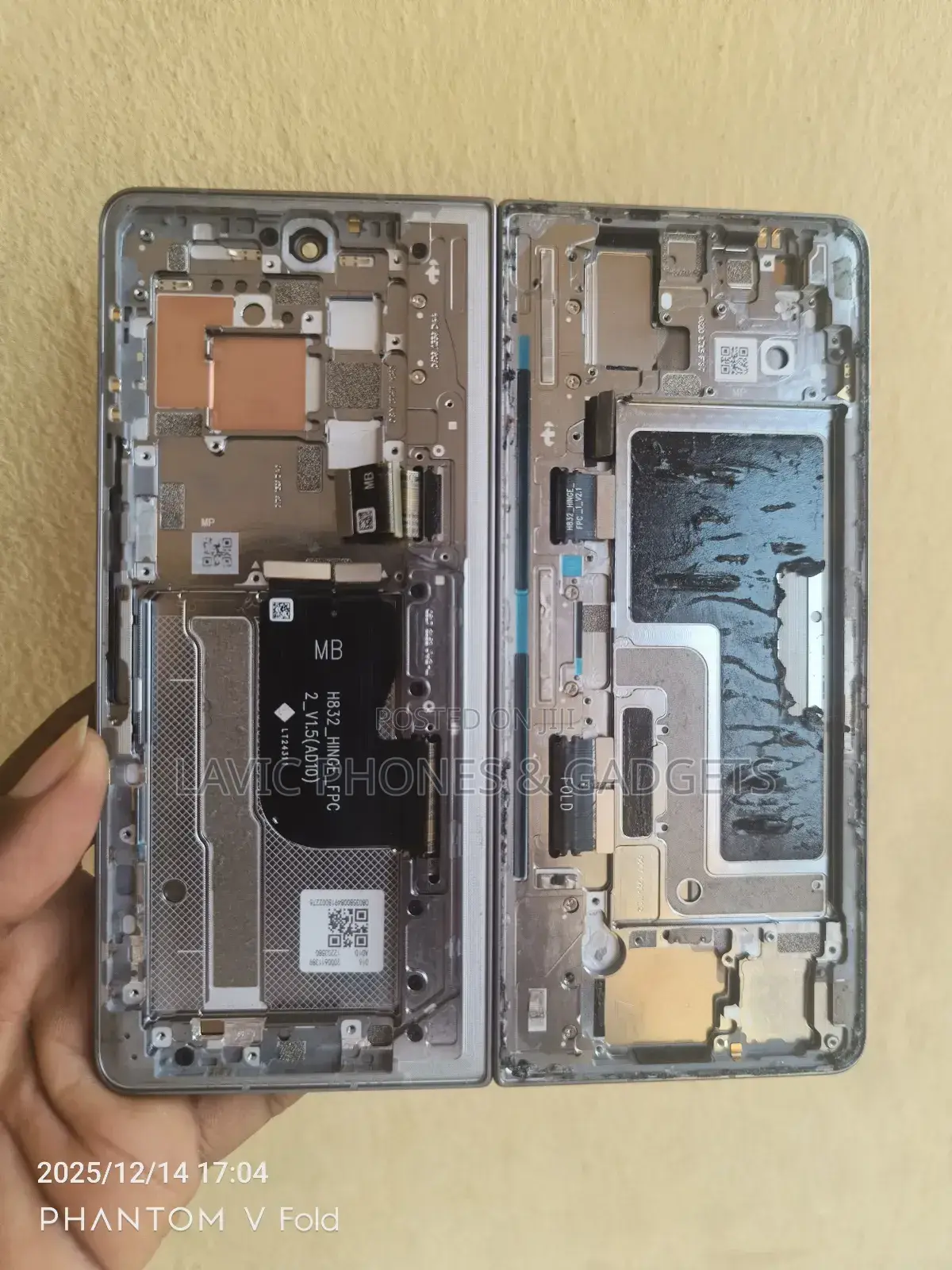 Tecno Vfold 1 (Ad10) Screen