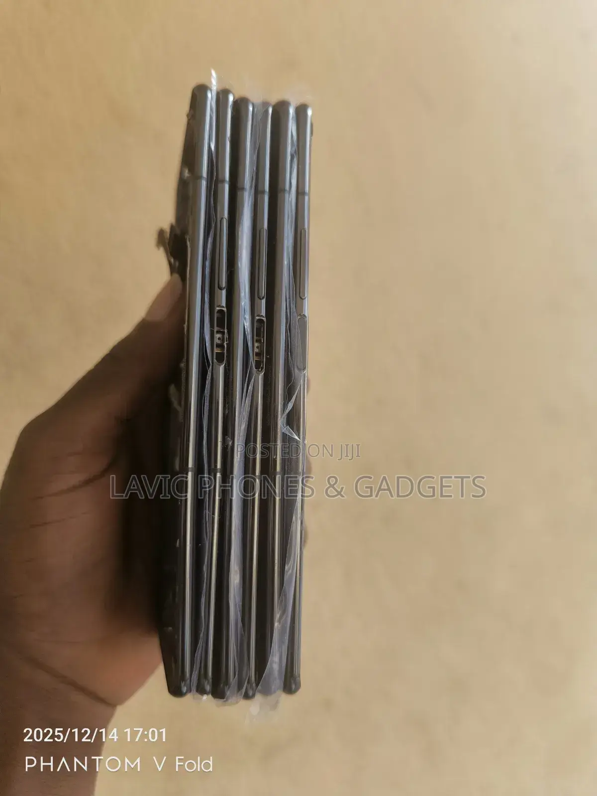 Tecno Phantom Vfold 2 (Ae10) Screen
