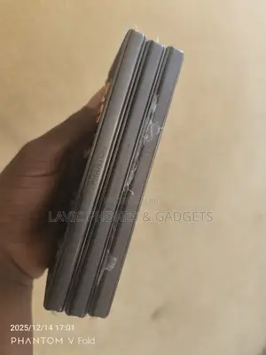 Tecno Phantom Vfold 2 (Ae10) Screen