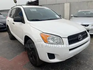 Toyota RAV4 2011 White