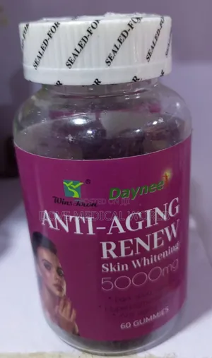 Daynee Anti-Aging Renew Skin Whitening Gummies 60gums