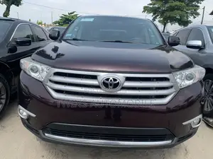 Toyota Highlander Limited 3.5l 4WD 2013 Red