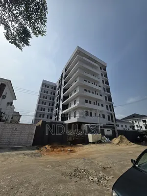 3bdrm Apartment in Victoria Island for sale