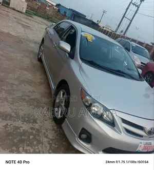Toyota Corolla 2011 Silver