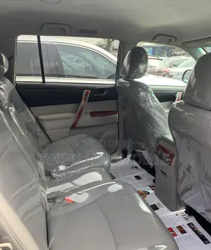 Toyota Highlander Limited 3.5l 4WD 2013 Red