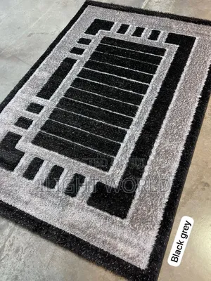 Fluffy Center Rug