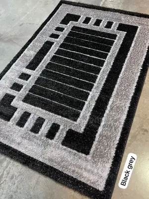 Fluffy Center Rug