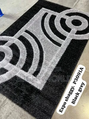 Fluffy Center Rug