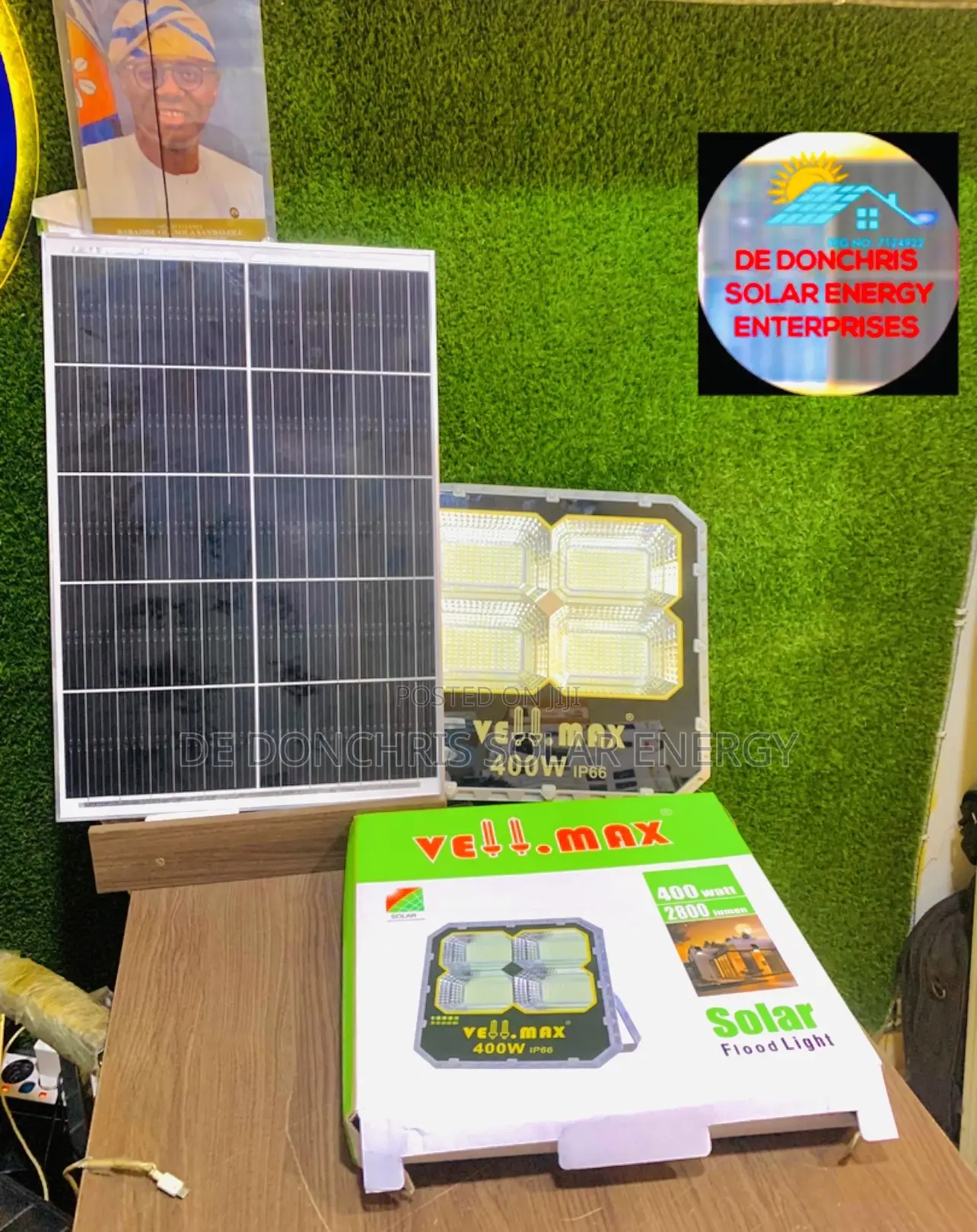 Original Vell.Max 400w Solar Flood Light With Separate Panel