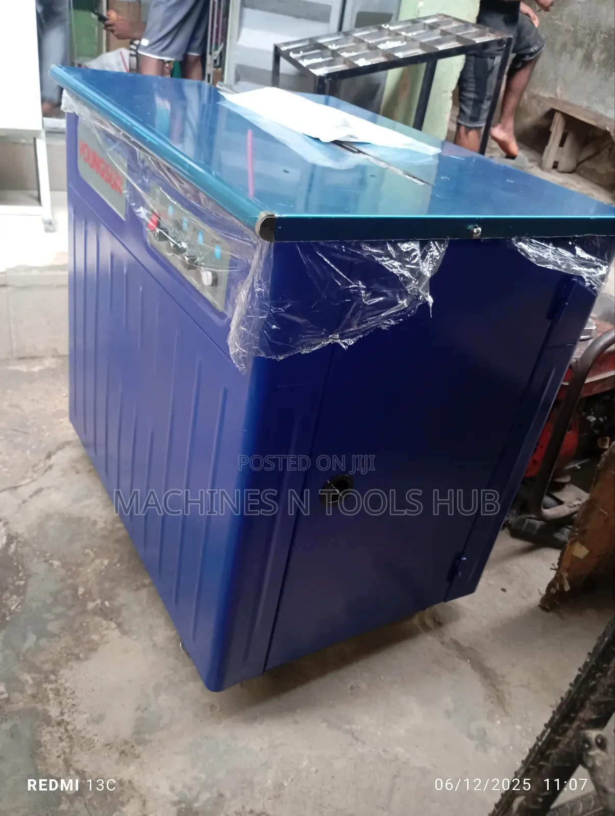 Youngsun Semi-automatic Strapping Machine