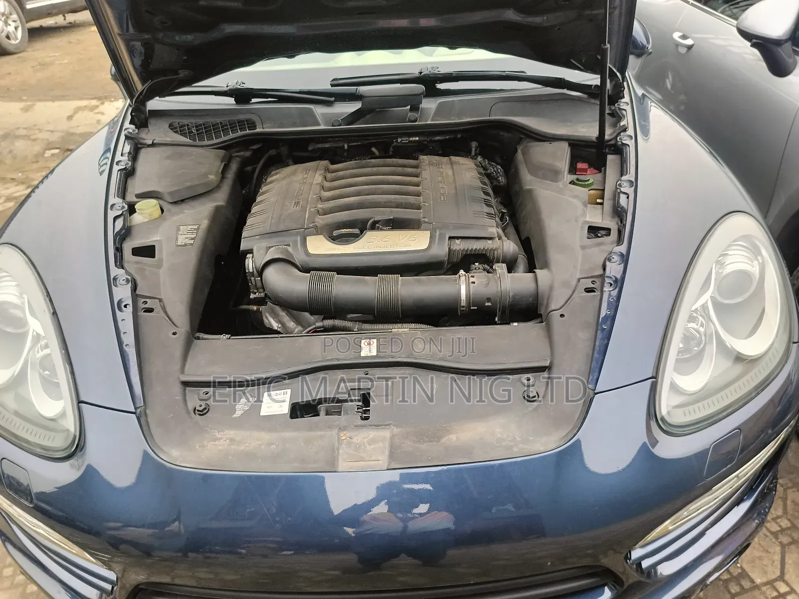 Porsche Cayenne 2013 Blue
