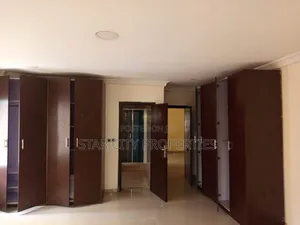 5bdrm Duplex in Ikeja for rent