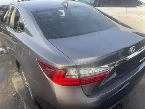 Lexus ES 350 FWD 2016 Gray