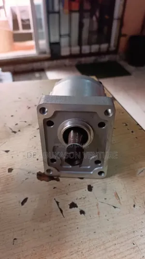 Original Brand New High Quality Hydraulic Pump