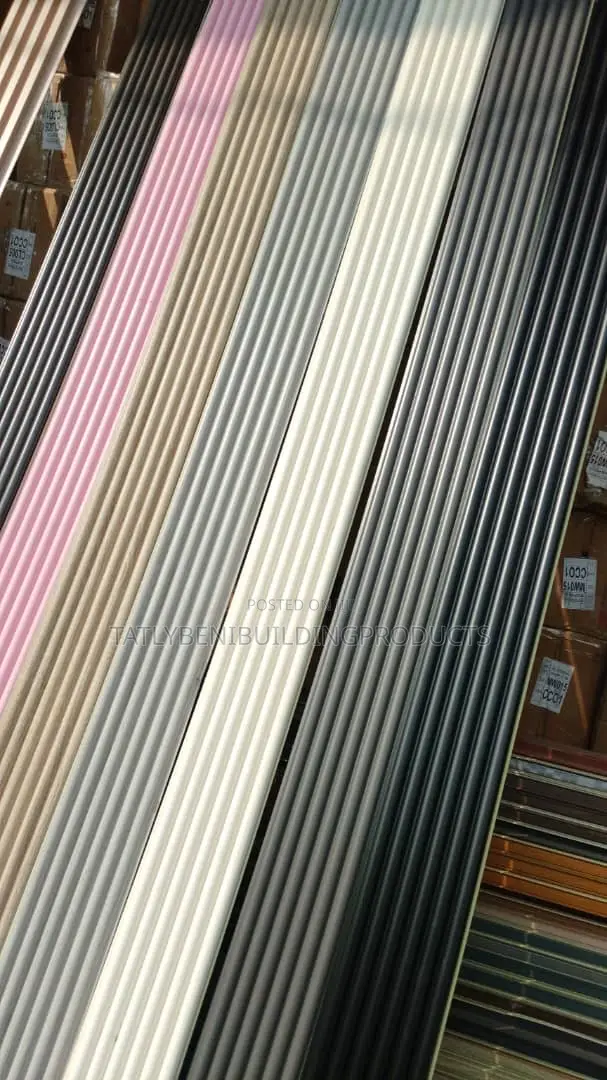 Round Flutted Panel