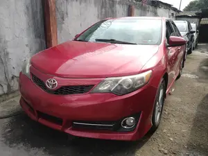 Toyota Camry 2014 Red