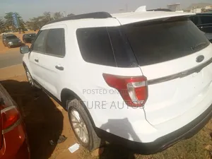 Ford Explorer 2016 White