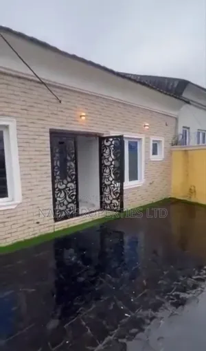 3bdrm Bungalow in Abraham Adesanya, Ajah for sale
