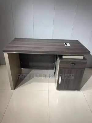 1.2 Meters Office Table