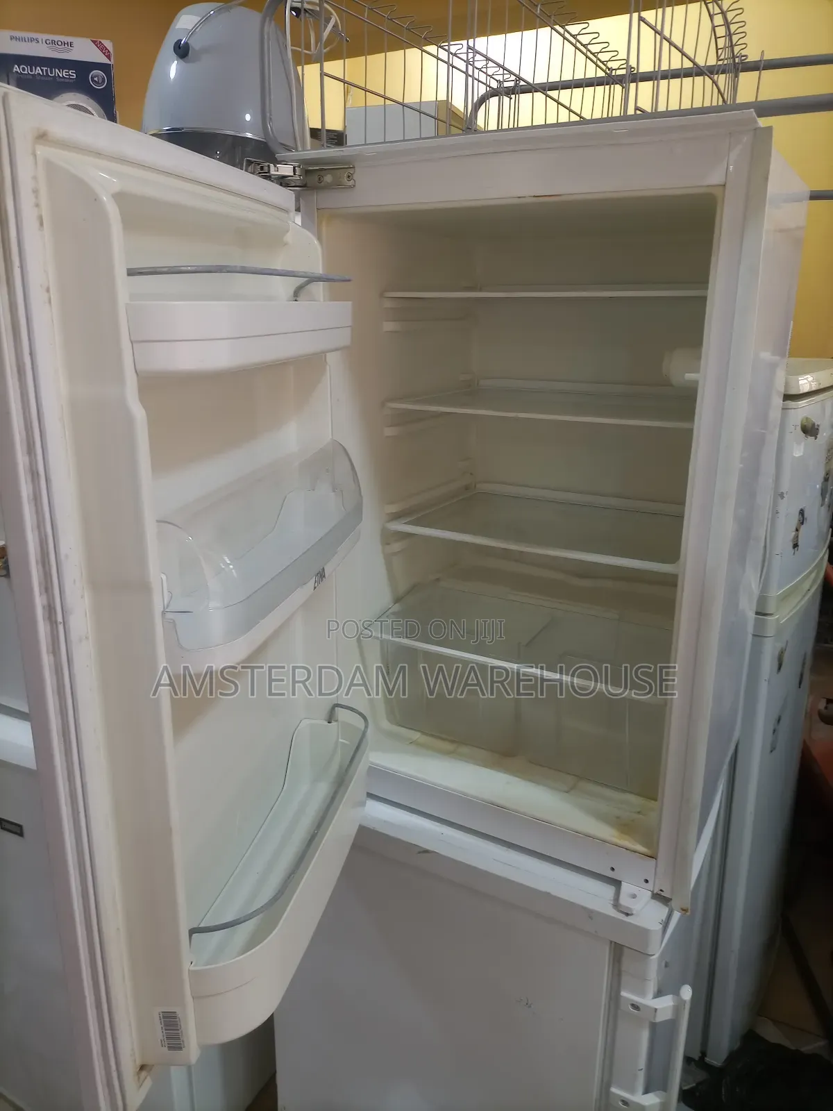 Etna Fridge