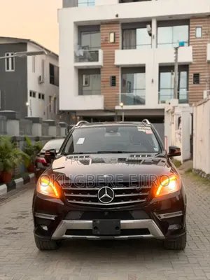 Mercedes-Benz M Class ML400 4MATIC 4dr SUV AWD (3.0L 6cyl Turbo 7A)