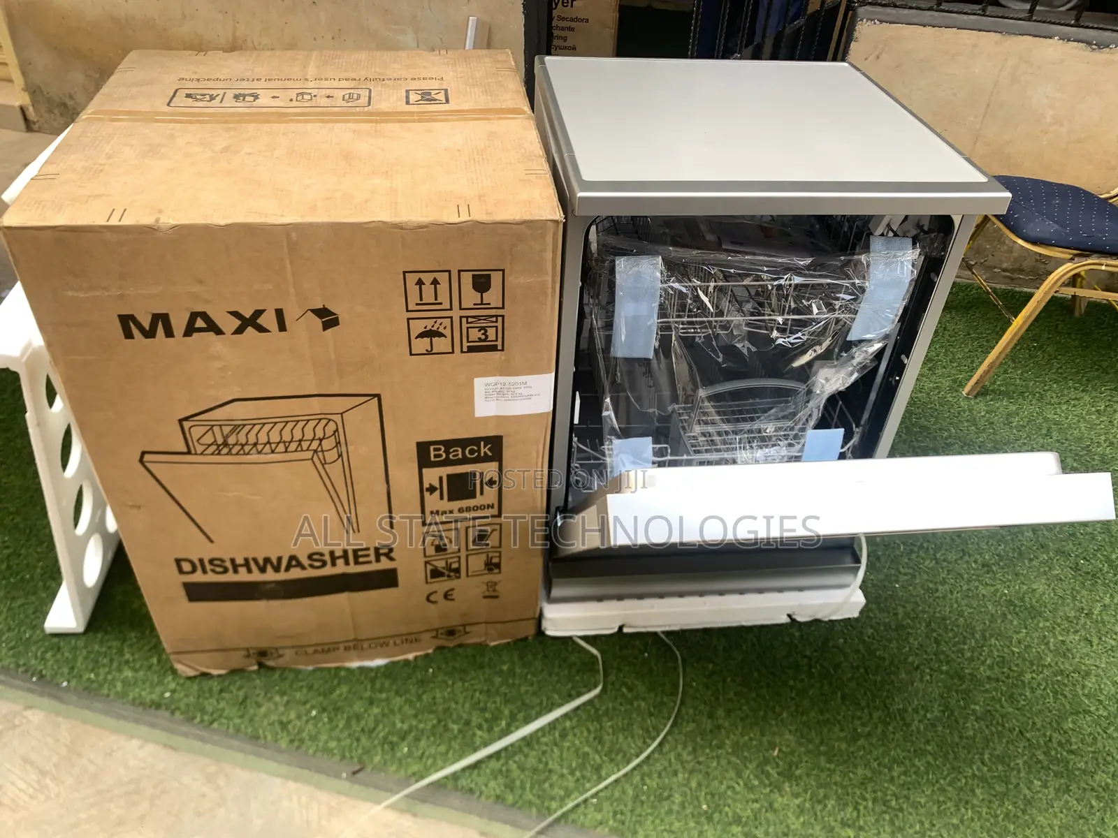 Maxi Free-Standing Dishwasher Wqp12-5201m