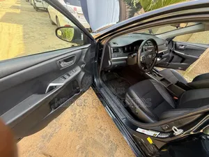 Toyota Camry SE 4dr Sedan (2.5L 4cyl 6A) 2017 Black