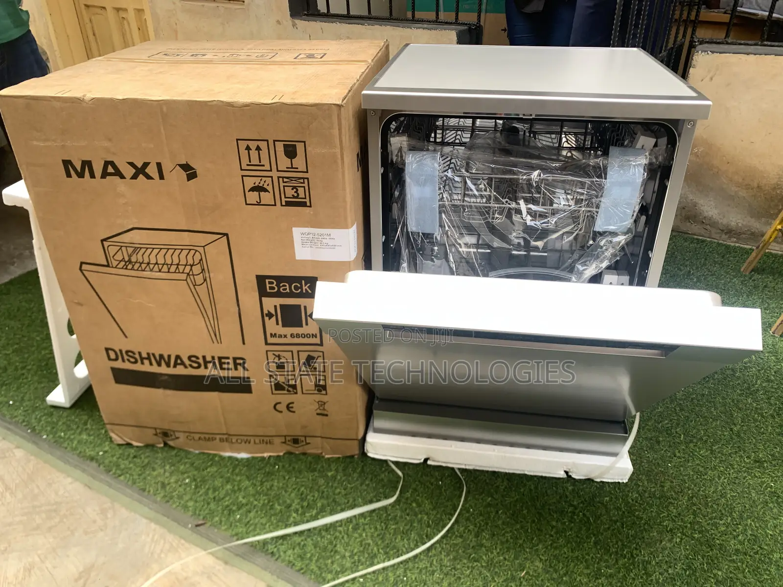 Maxi Freestanding Kitchen Dishwasher