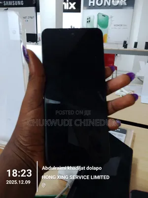 Vivo V40 5G 256 GB Silver