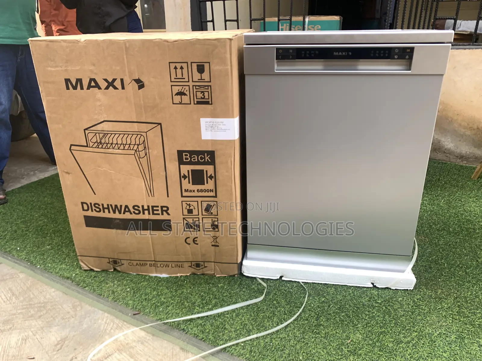 Maxi Dishwasher With Electric Operation