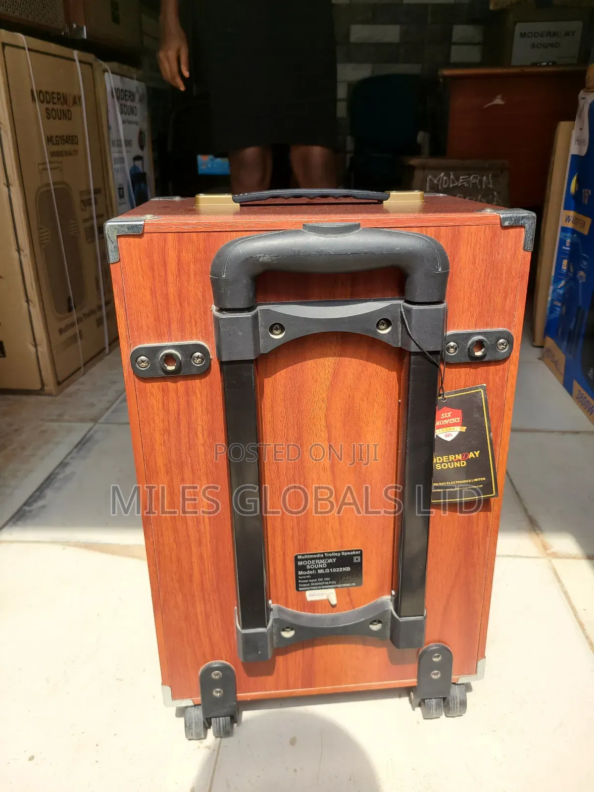 Modern Day 10 Speaker System