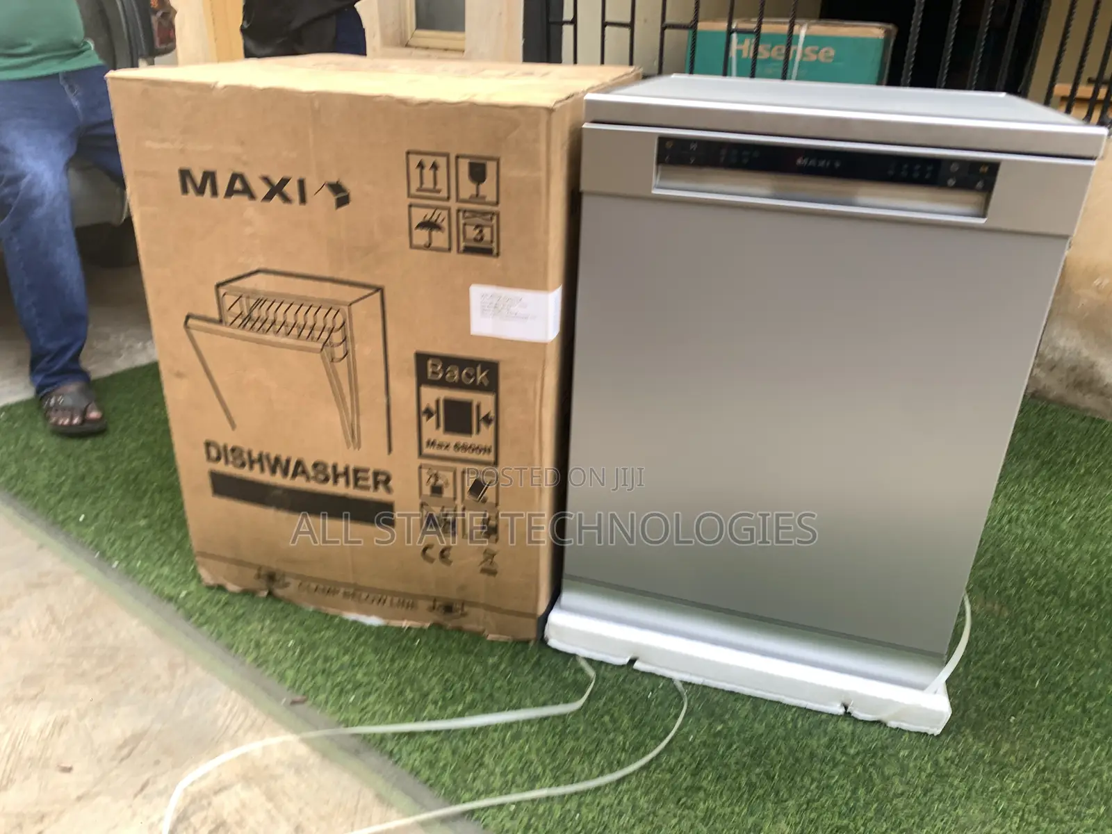 Maxi Dishwasher for Household Cleaning