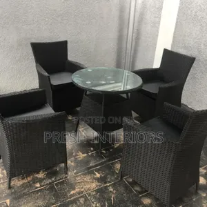 Indoor/Outdoor Rattan 4-Seater