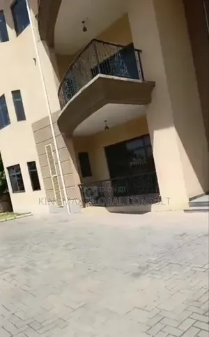 17bdrm Mansion in Maitama Abuja for sale