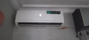 Hisense a/C 1h
